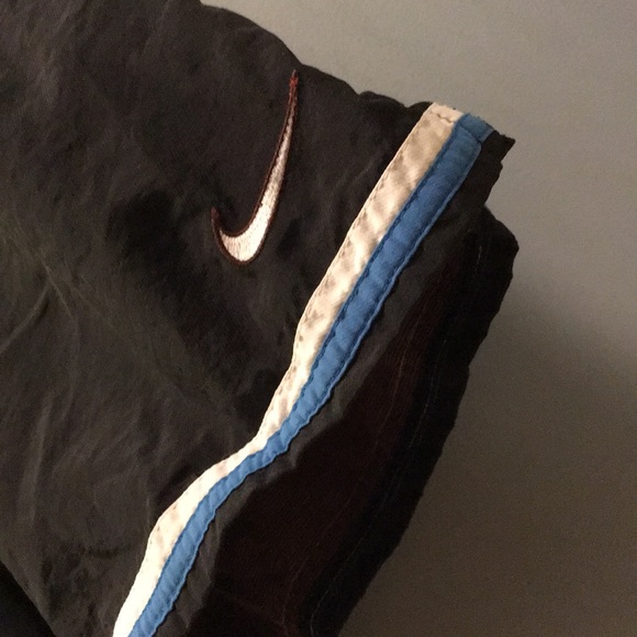 Nike Shorts - Picture 2 of 7